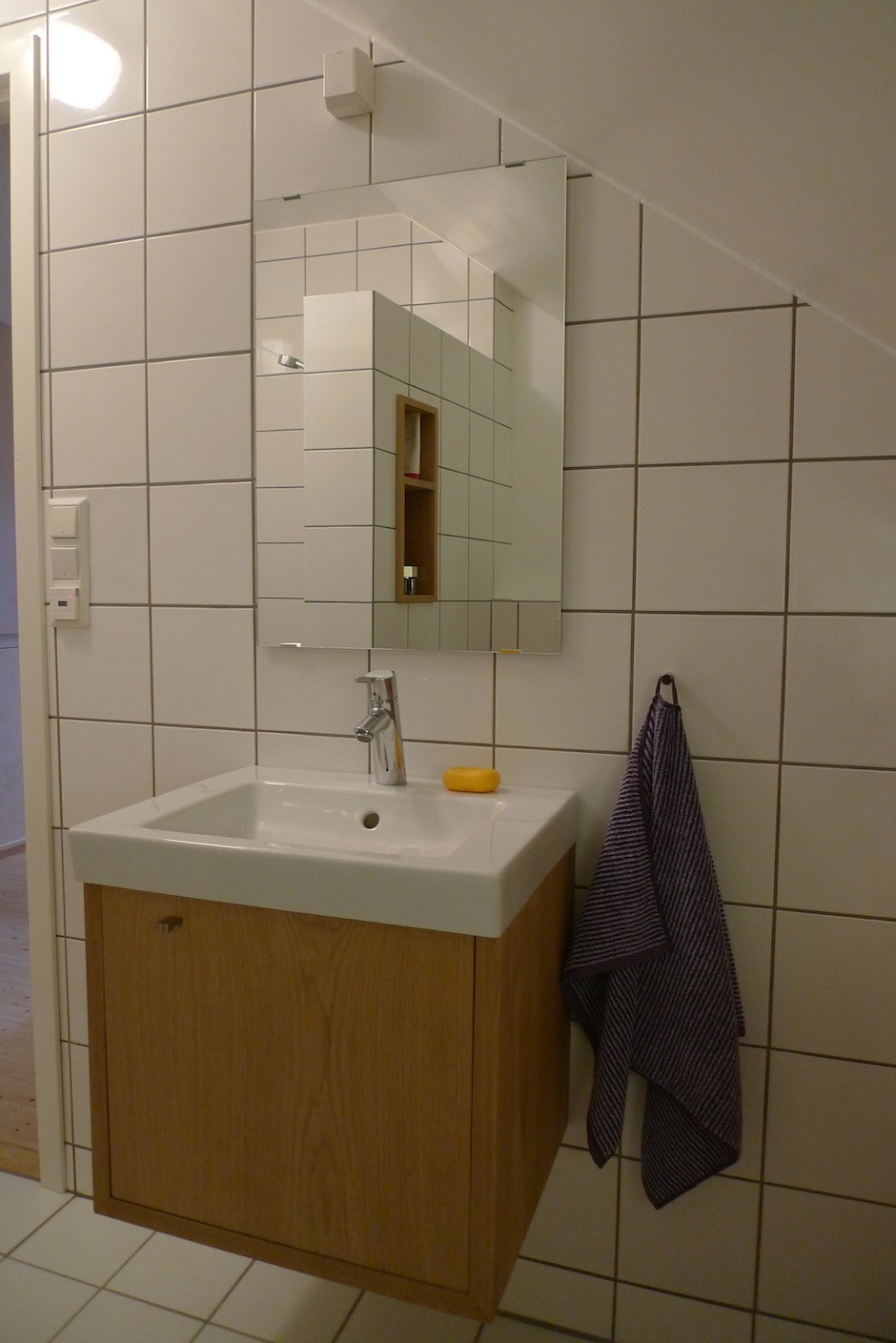 Baderoms møbler: tidan. norfloor sarpsborg fliser, bad ...
